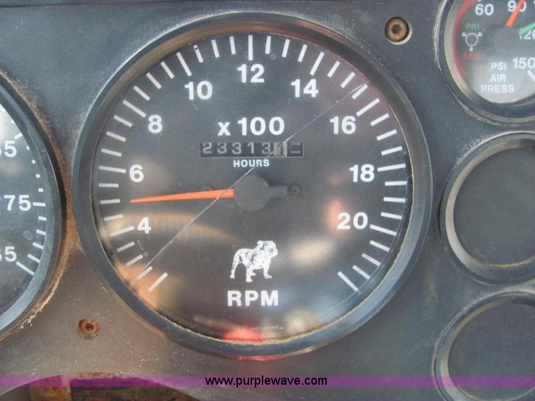 image for item C2965 1995 Mack CH613 fertilizer tender truck