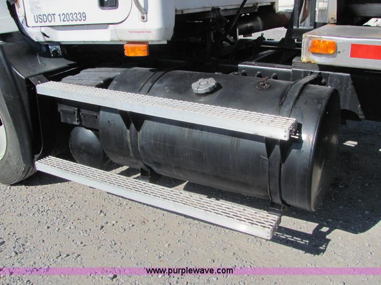 image for item C2965 1995 Mack CH613 fertilizer tender truck