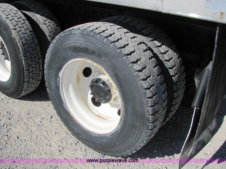 image for item C2965 1995 Mack CH613 fertilizer tender truck