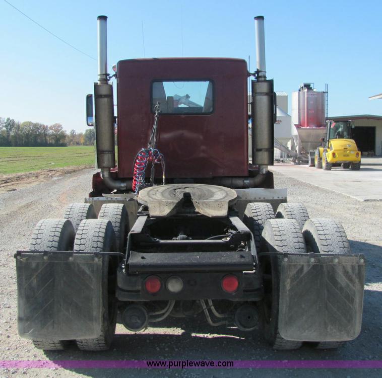 image for item C2966 1992 Kenworth semi truck