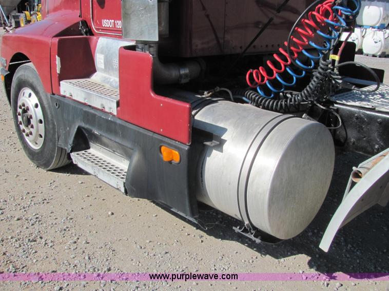 image for item C2966 1992 Kenworth semi truck