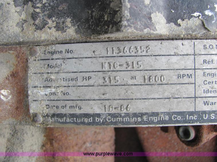 image for item C2973 1987 Freightliner FLC112 cab and chassis