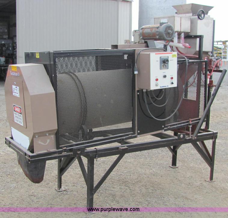 image for item C2976 Gustafson SRW800 continuous flow seed treater