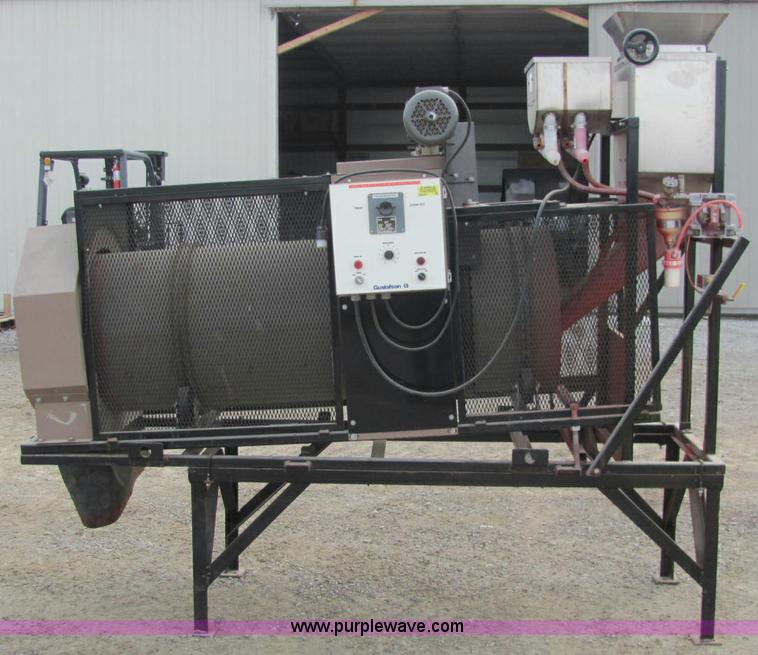 image for item C2976 Gustafson SRW800 continuous flow seed treater