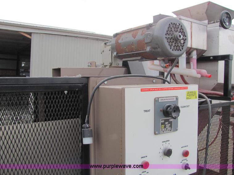 image for item C2976 Gustafson SRW800 continuous flow seed treater