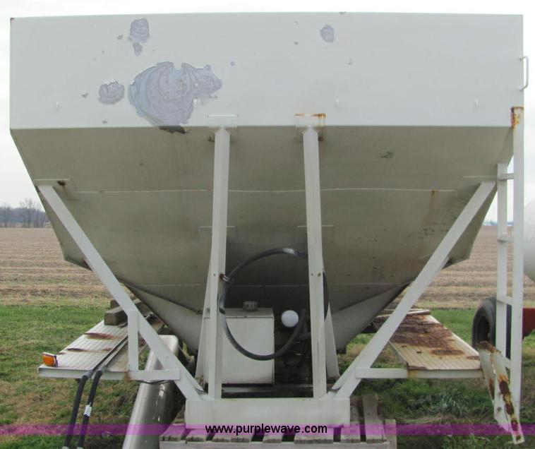 image for item C2977 Willmar 16 ton tender bed