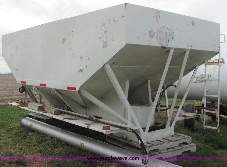image for item C2977 Willmar 16 ton tender bed