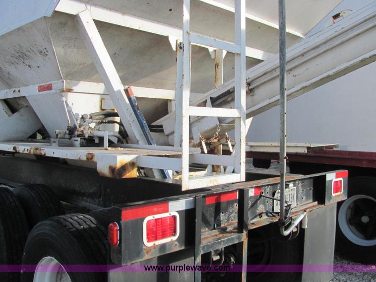 image for item C2981 1998 Western 15 ton gooseneck tender trailer