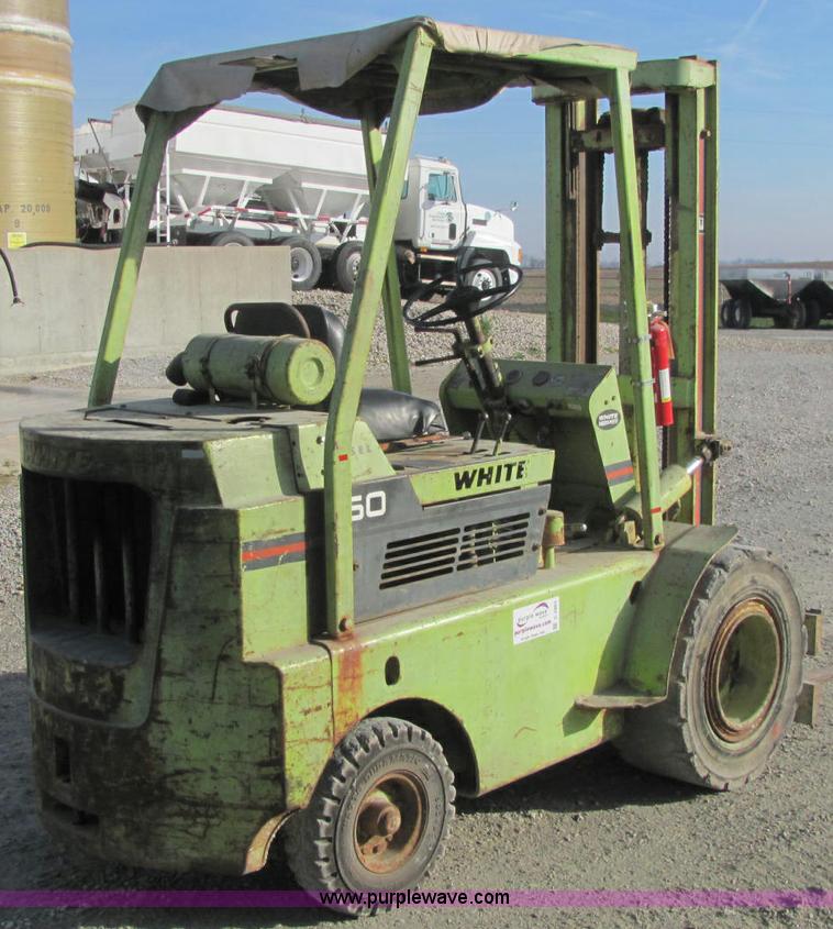 image for item C2983 White 50 MY50B forklift
