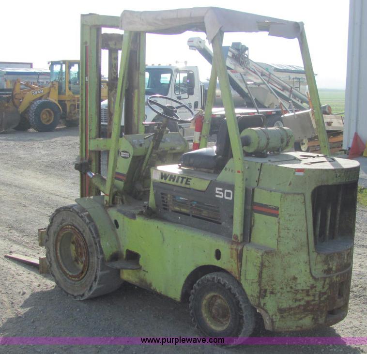 image for item C2983 White 50 MY50B forklift