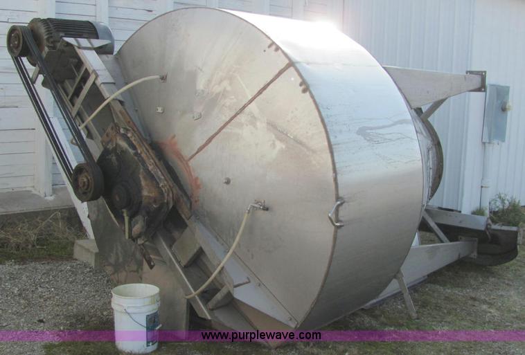 image for item C2985 Layco stainless steel 8 ton fertilizer blender