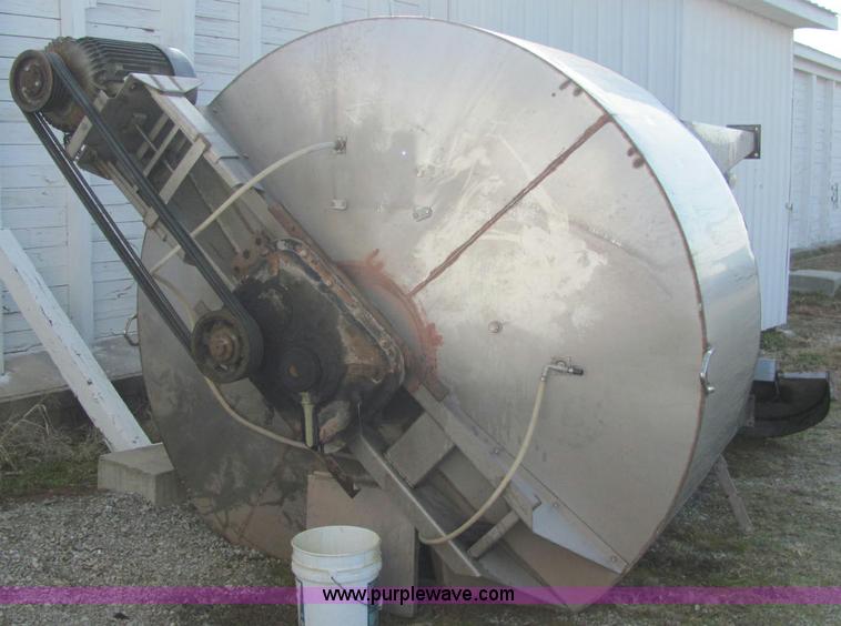 image for item C2985 Layco stainless steel 8 ton fertilizer blender