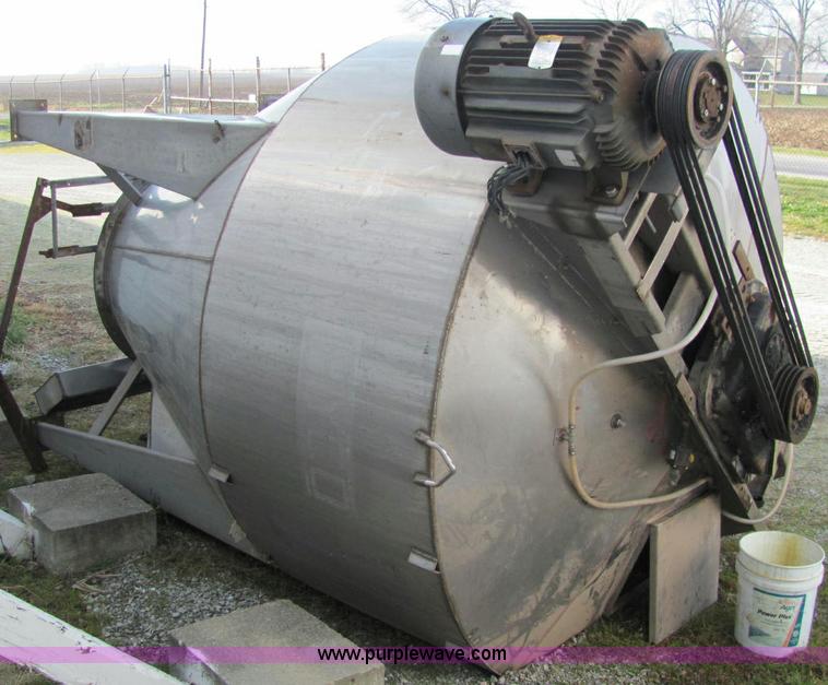 image for item C2985 Layco stainless steel 8 ton fertilizer blender