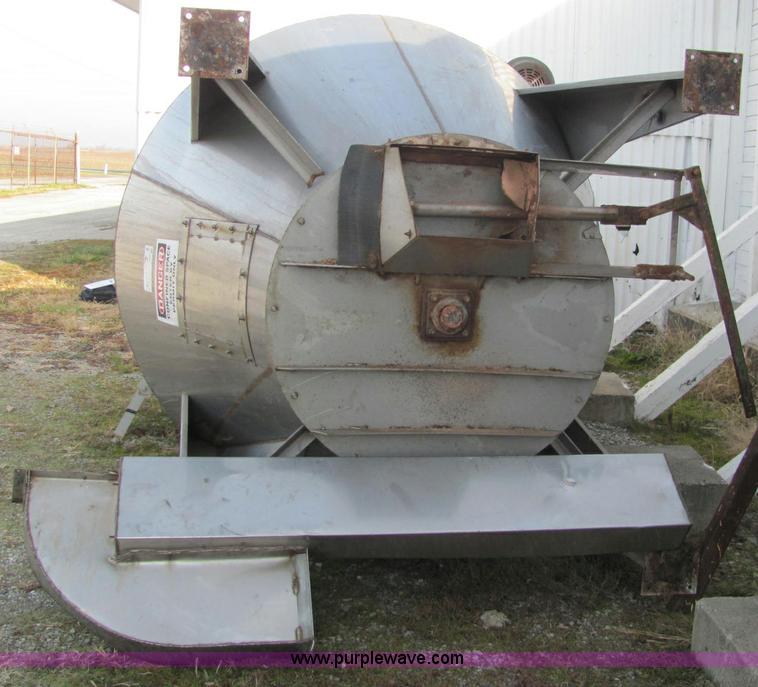 image for item C2985 Layco stainless steel 8 ton fertilizer blender