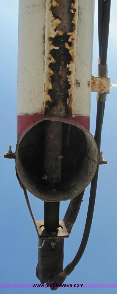 image for item C2988 1989 International S1900 fertilizer tender truck