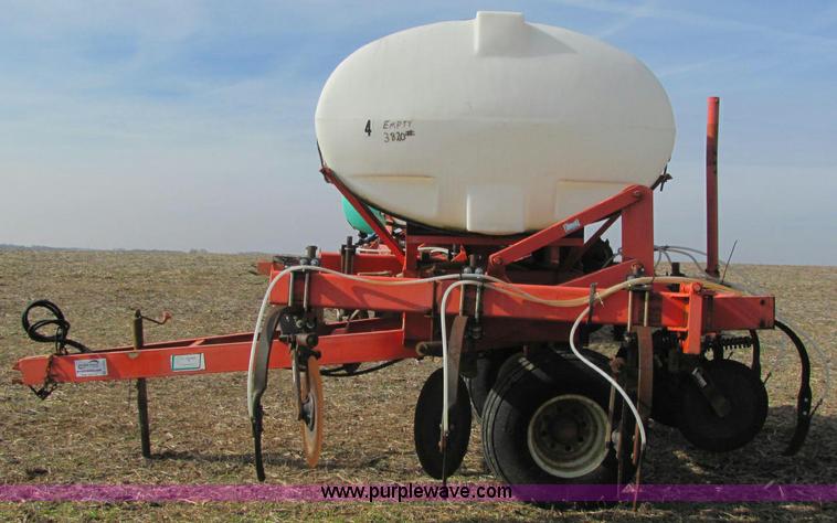 image for item C2990 Clark ammonia applicator