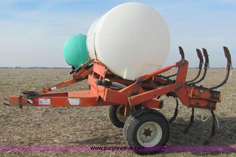 image for item C2991 Clark ammonia applicator