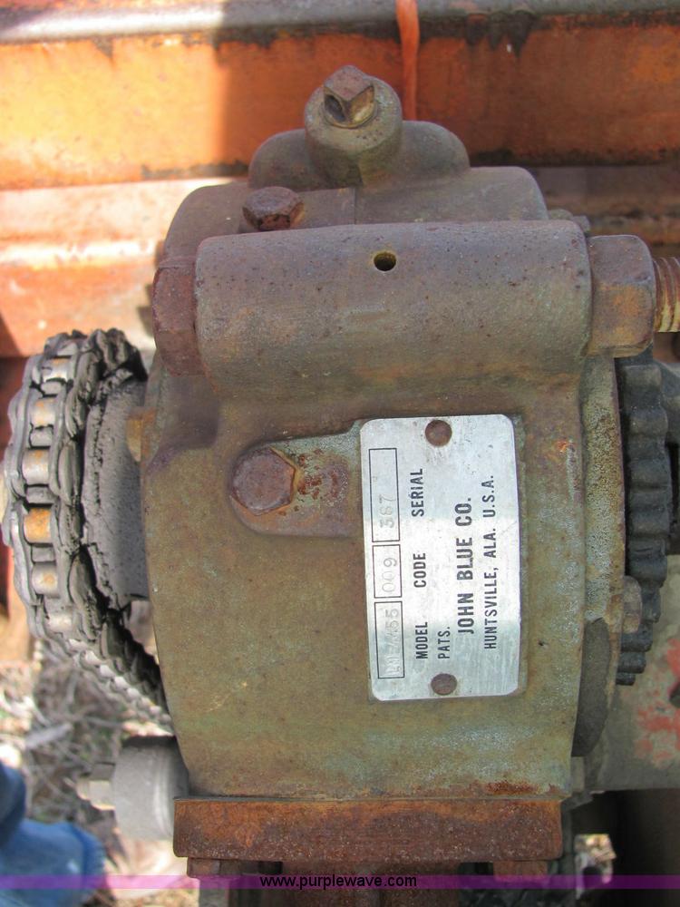 image for item C2992 Clark wide track applicator