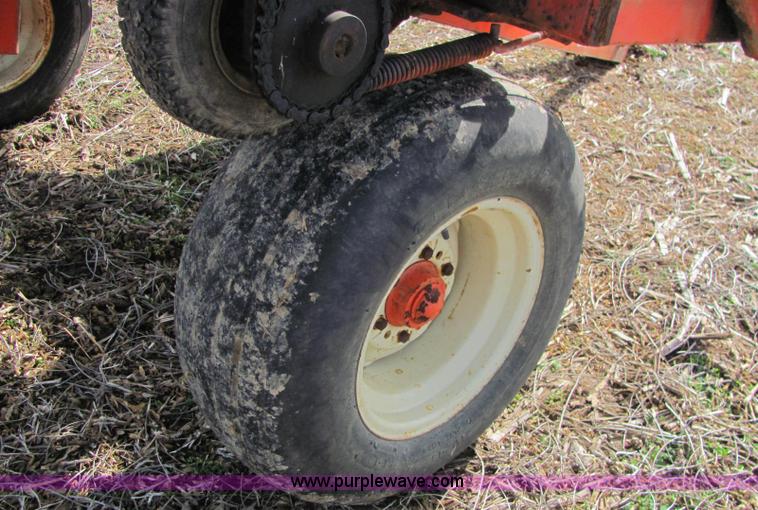 image for item C2992 Clark wide track applicator