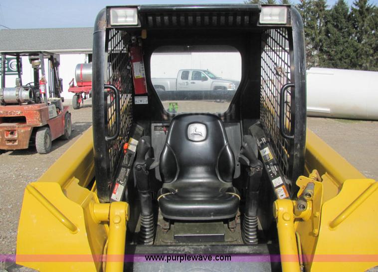 image for item C2993 John Deere 250 Series II skid steer