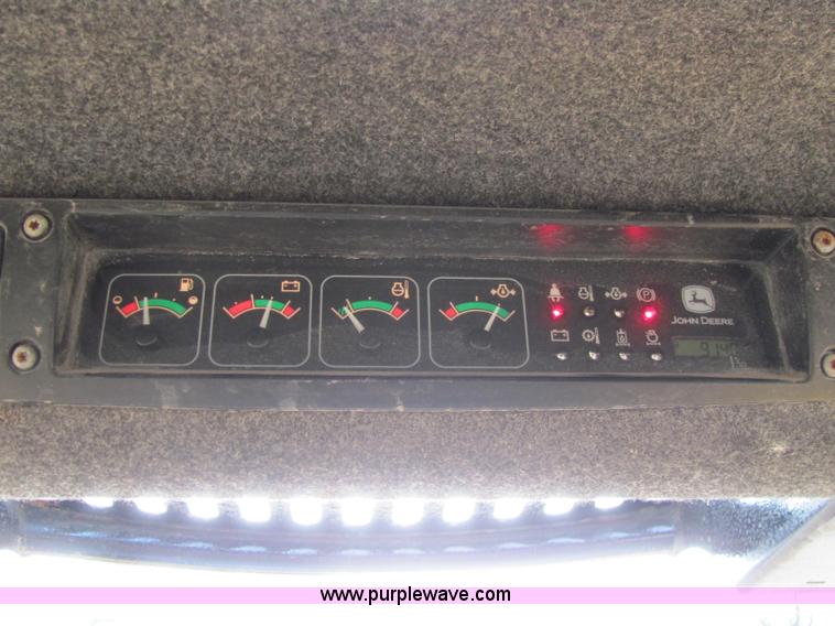 image for item C2993 John Deere 250 Series II skid steer