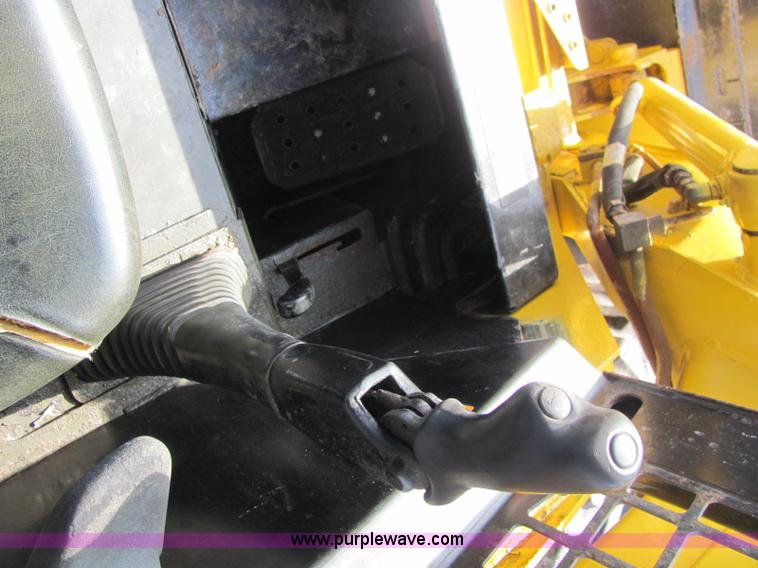 image for item C2993 John Deere 250 Series II skid steer