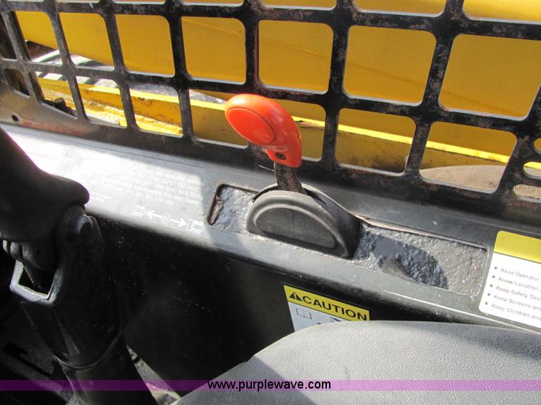 image for item C2993 John Deere 250 Series II skid steer