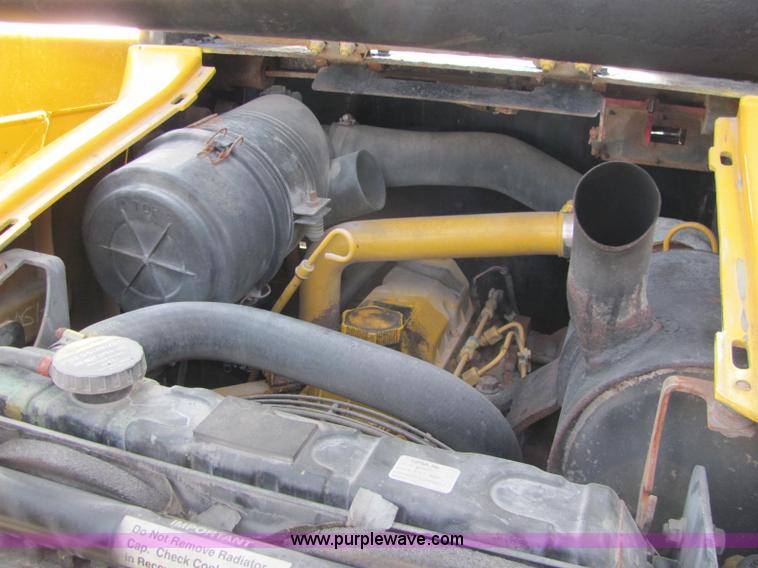 image for item C2993 John Deere 250 Series II skid steer