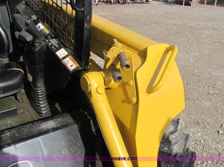 image for item C2993 John Deere 250 Series II skid steer