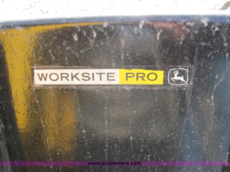 image for item C2993 John Deere 250 Series II skid steer