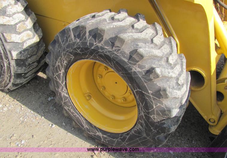 image for item C2993 John Deere 250 Series II skid steer