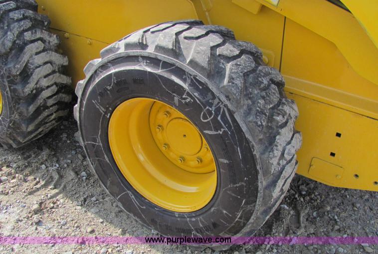 image for item C2993 John Deere 250 Series II skid steer