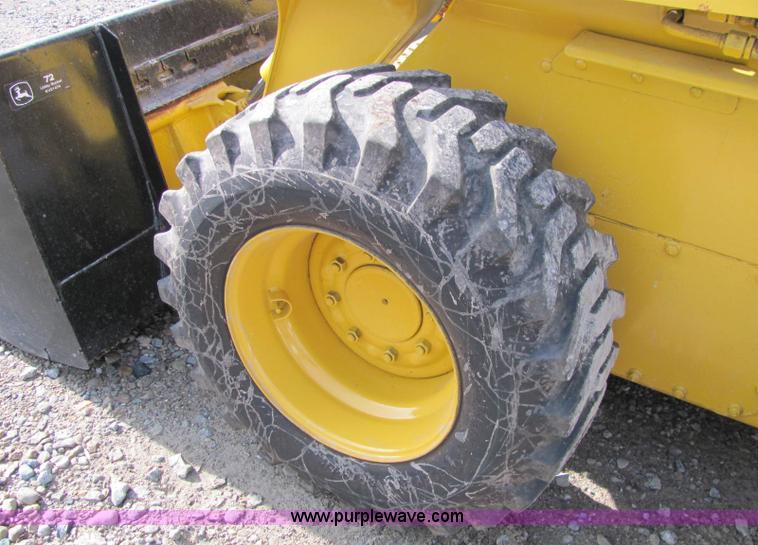 image for item C2993 John Deere 250 Series II skid steer