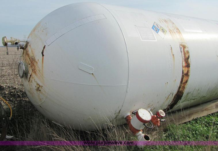 image for item C2996 12,000 gallon NH3 tank