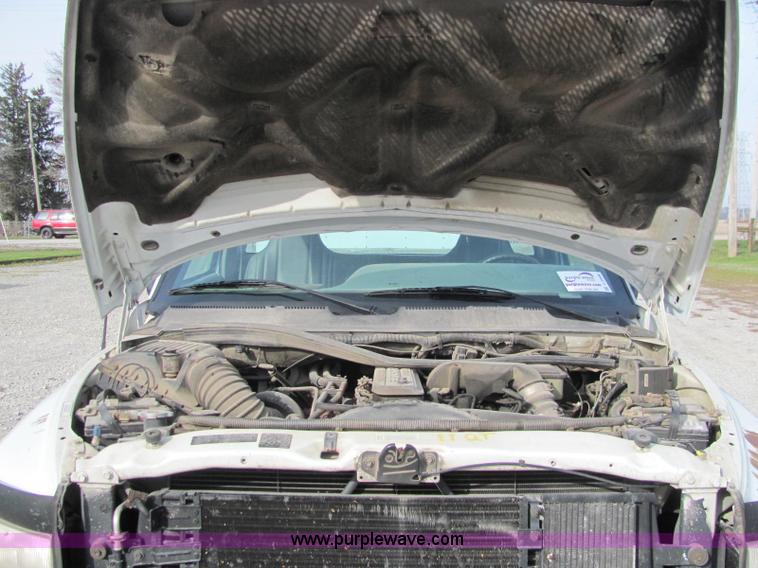 image for item C2998 1996 Dodge Ram 2500 pickup truck