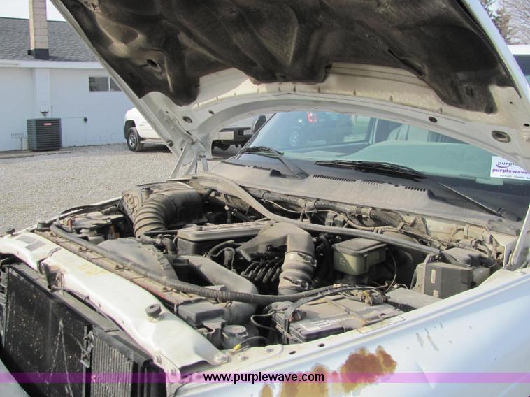 image for item C2998 1996 Dodge Ram 2500 pickup truck