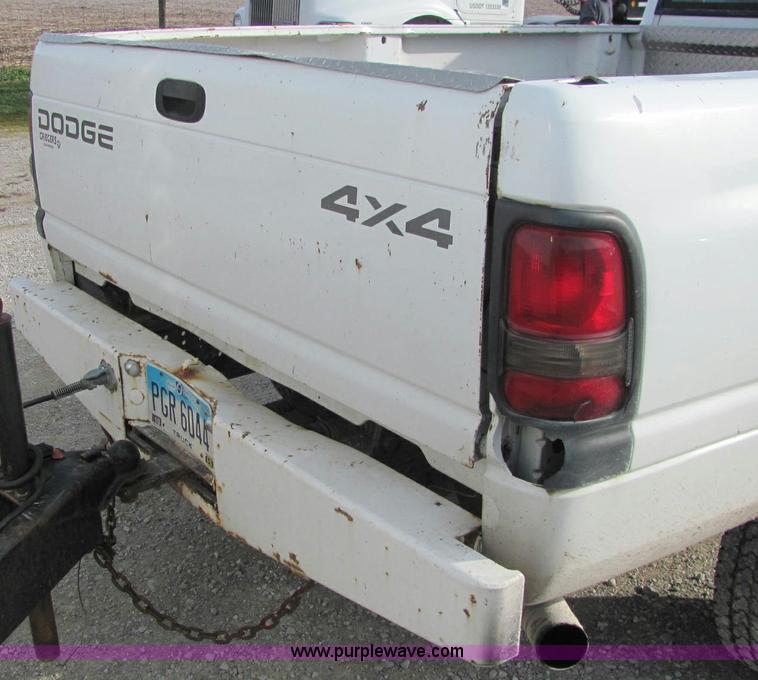 image for item C2998 1996 Dodge Ram 2500 pickup truck