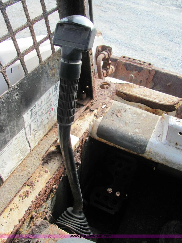 image for item C2999 1993 Bobcat 853 skid steer