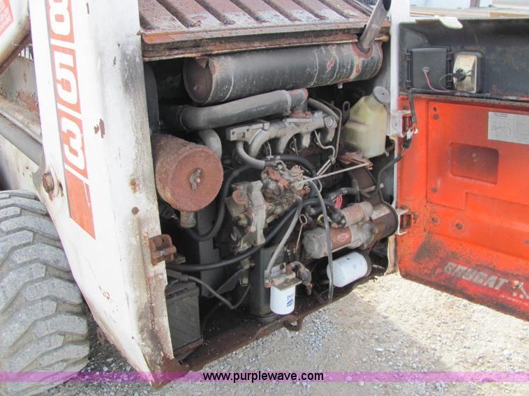 image for item C2999 1993 Bobcat 853 skid steer