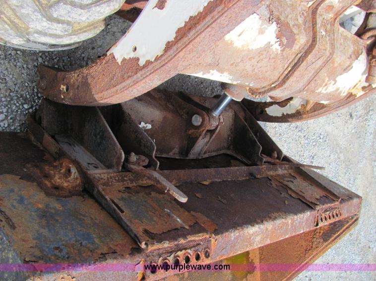 image for item C2999 1993 Bobcat 853 skid steer