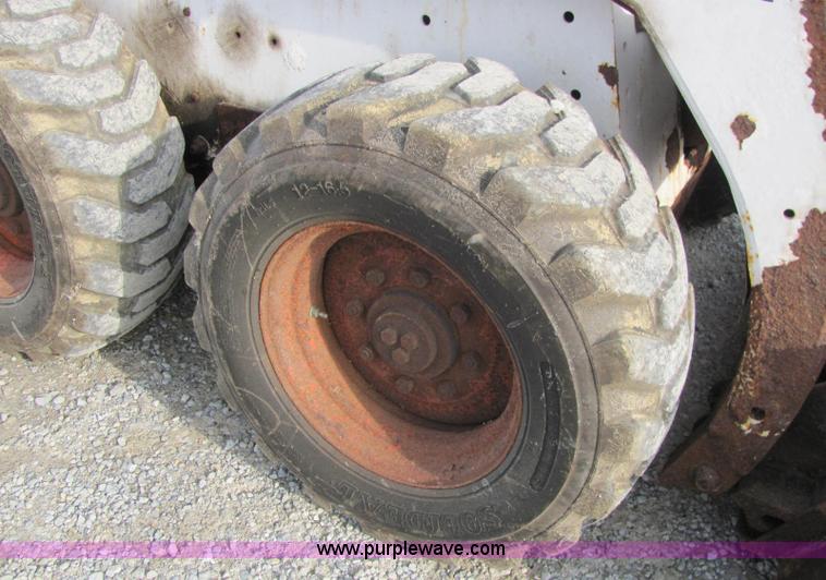 image for item C2999 1993 Bobcat 853 skid steer