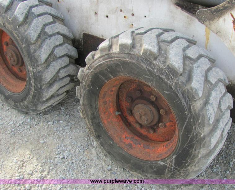 image for item C2999 1993 Bobcat 853 skid steer