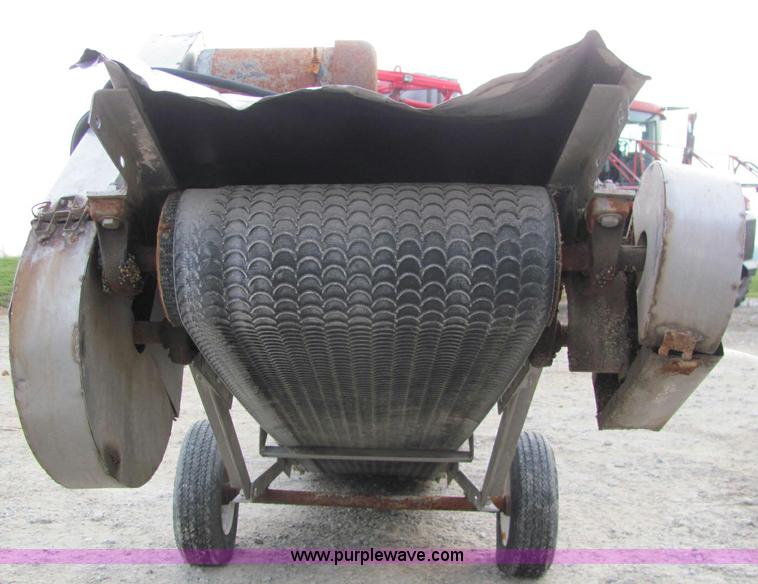 image for item E2502 Layco under car conveyor