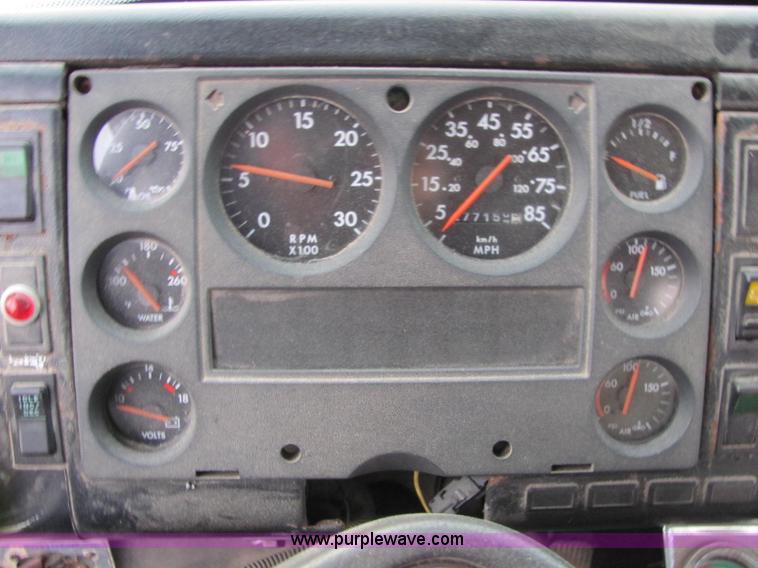 image for item E2503 1999 Freightliner FL70 fertilizer tender truck