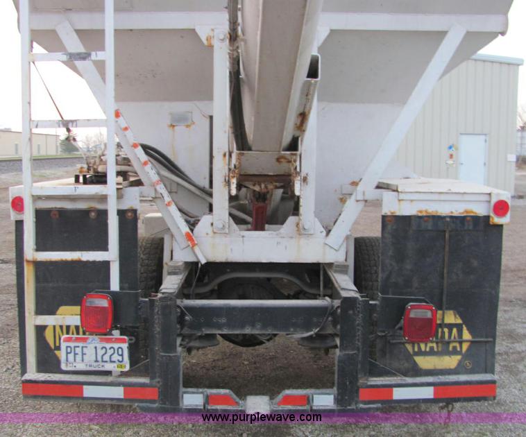 image for item E2503 1999 Freightliner FL70 fertilizer tender truck