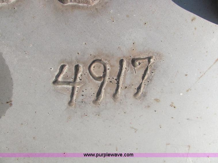 image for item E2506 Doyle 8 ton blender