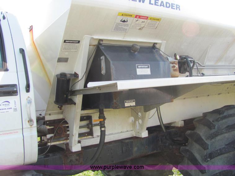 image for item E2507 1993 GMC C7H042 spreader truck