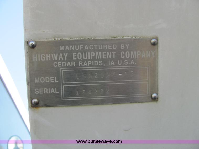 image for item E2507 1993 GMC C7H042 spreader truck