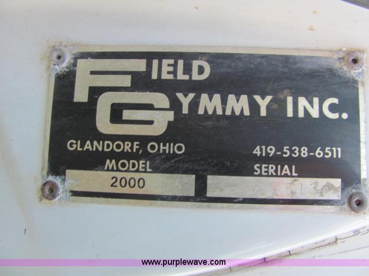 image for item E2507 1993 GMC C7H042 spreader truck