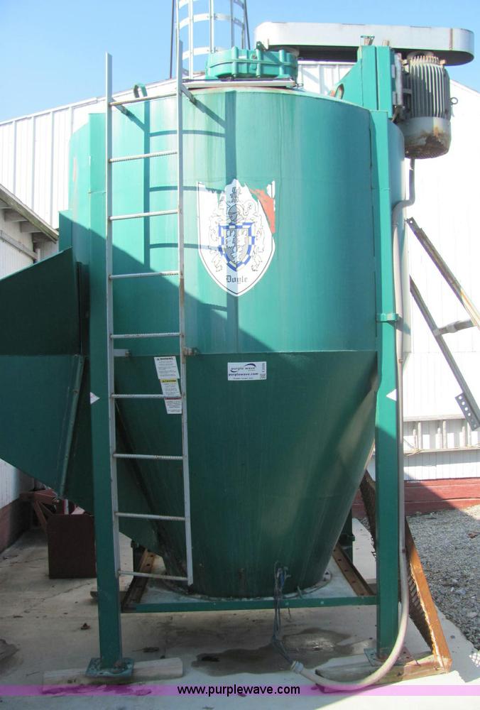 image for item E2509 Doyle 8 ton fertilizer blender